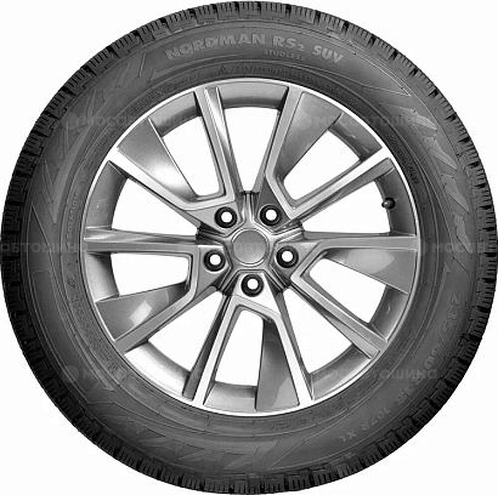 Vista lateral Ikon Nordman RS2 SUV 215/65 R16 102R XL