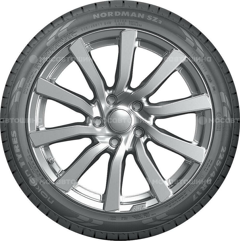 Vista lateral  Ikon Nordman SZ2 235/45 R18 94W