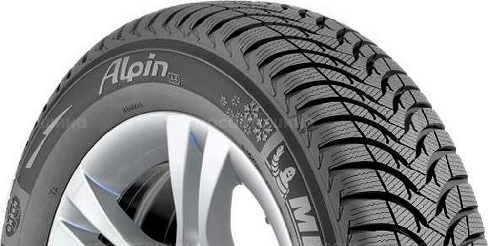 Vista lateral Michelin Alpin A4 205/60 R16 92T