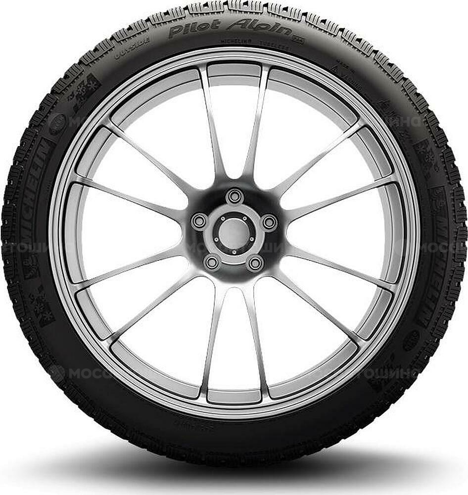 Vista lateral  Michelin Pilot Alpin PA4 235/50 R17 100V XL