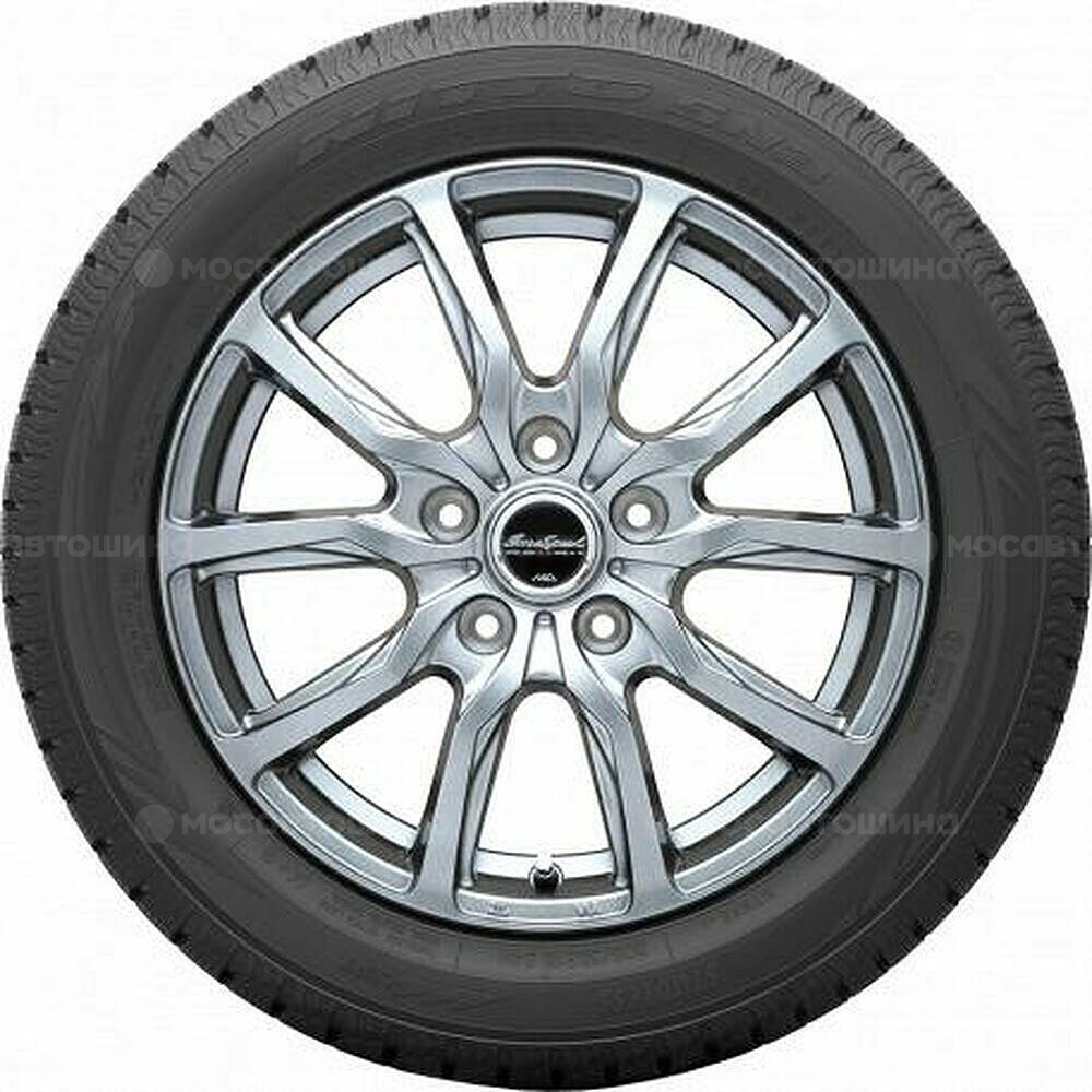 Vista lateral Nitto SN3 Winter 175/65 R15 84H 