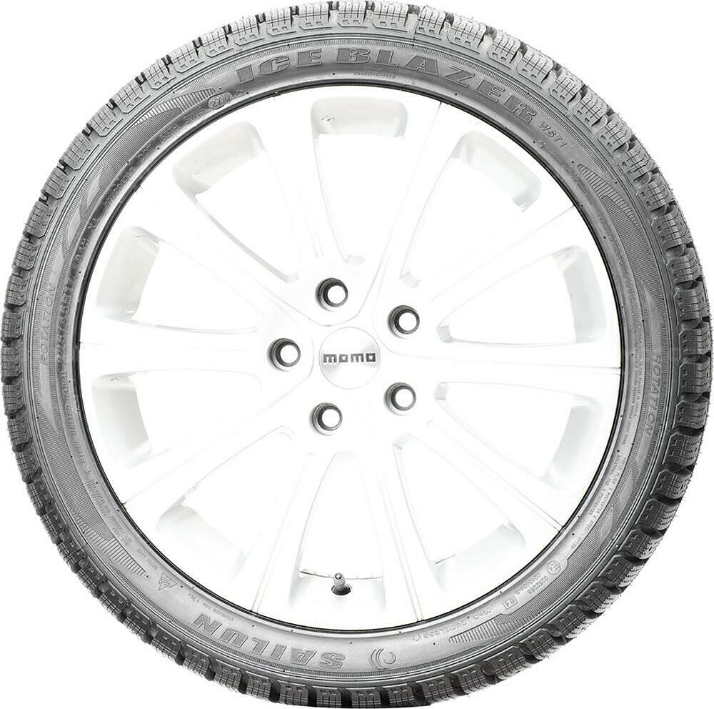 Vista lateral Sailun Ice Blazer WST1 [Нешип] 205/75 R16C 110/108R