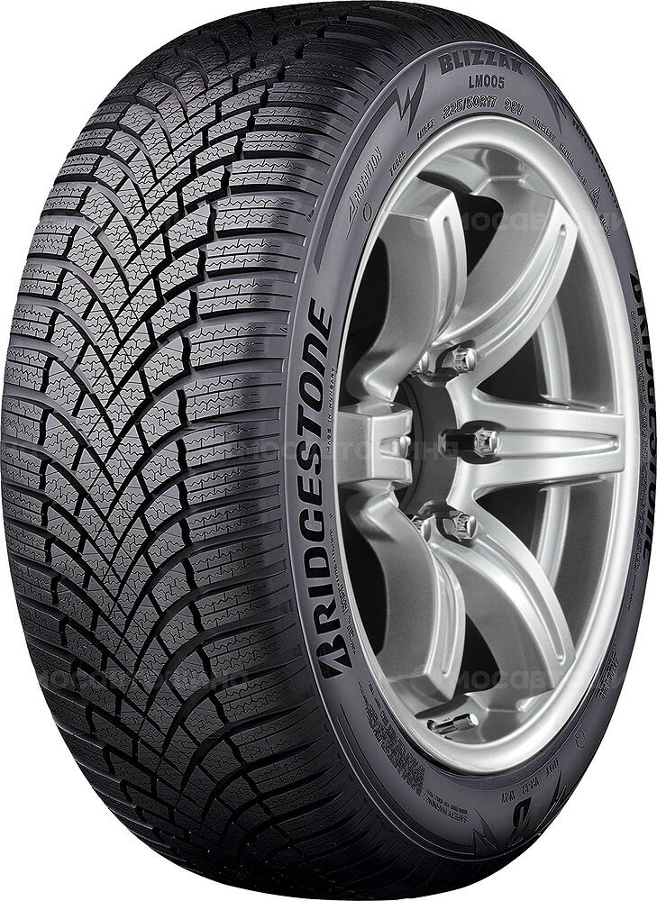 Bridgestone Blizzak LM005 225/45 R19
