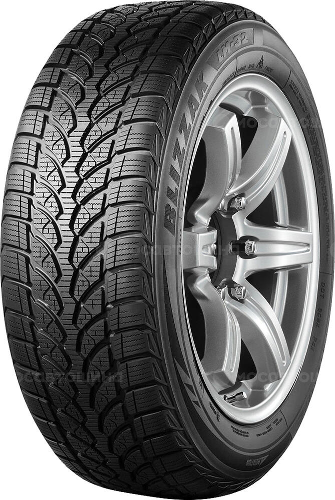 Bridgestone Blizzak LM32 245/45 R18