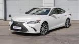 Llantas   en el vehículo  lexus es
