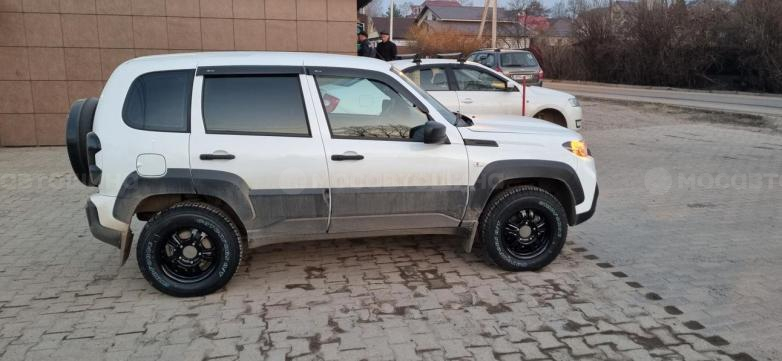 Автомобильные шины Windforce Catchfors A/T на автомобиле chevrolet niva [2507]