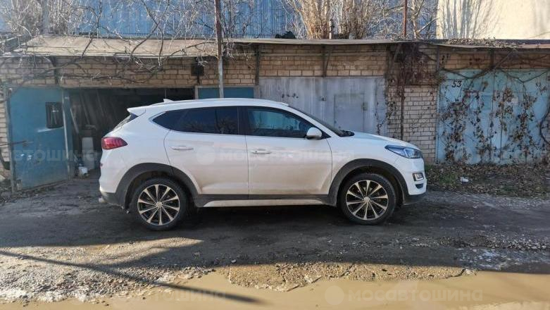 Автомобильные шины Windforce Snowblazer UHP на автомобиле hyundai tucson [2567]