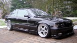 Диски OZ Racing Mito Rosso на автомобиле BMW 3 Coupe(E36) Диски OZ Racing Mito Rosso на автомобиле BMW 3 Coupe(E36)