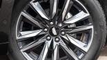 Llantas   en el vehículo  cadillac escalade