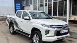 Llantas   en el vehículo  mitsubishi l200