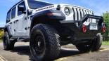 Llantas   en el vehículo  jeep wrangler