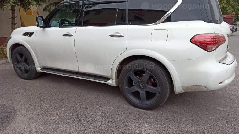 Автомобильные шины Habilead RS26 на автомобиле infiniti qx56 [2299]