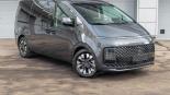 Llantas   en el vehículo  hyundai staria