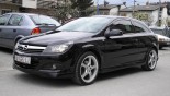 Llantas Momo Fxl One en el vehículo Opel Astra H Llantas Momo Fxl One en el vehículo Opel Astra H