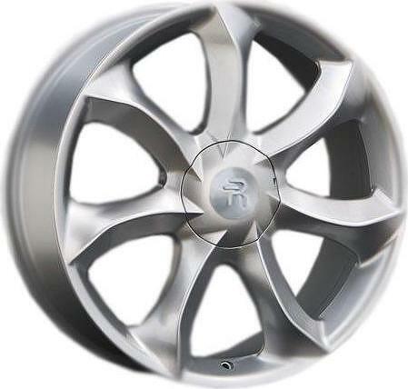 Replica INF7 8x18 5x114.3 ET 40 Dia 66.1 хром