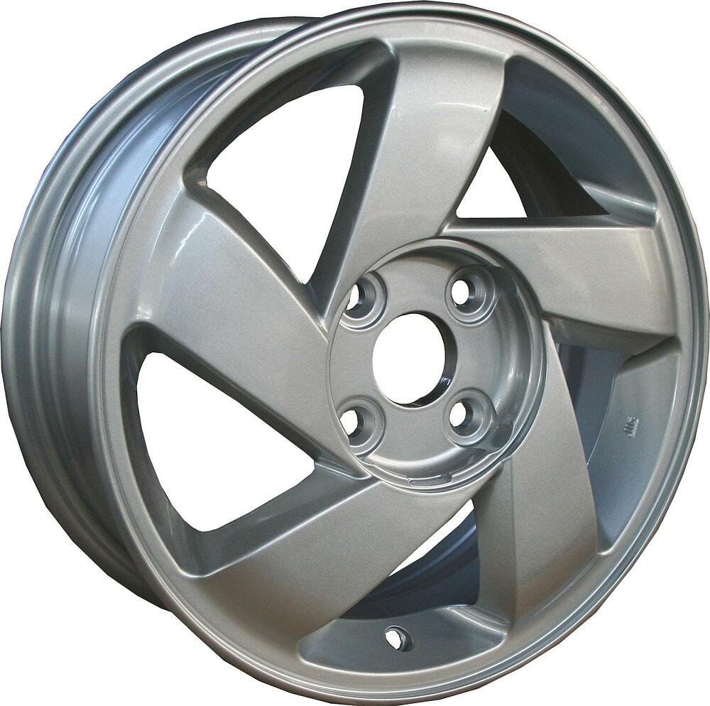 Replica KI528 5.5x14 4x100 ET 46 Dia 54.1 Silver