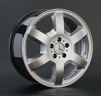 Replica MB34 8x18 5x130 ET 48 Dia 84 silver