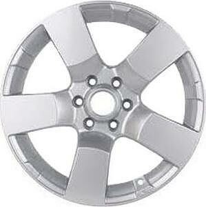 Replica NI74 7x17 6x114.3 ET 30 Dia 66.1 silver