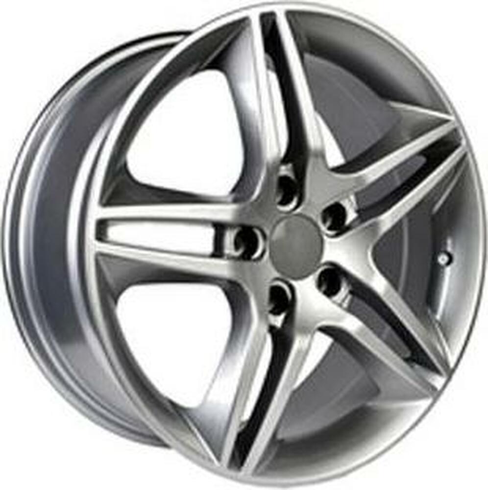 Roner RN0309 8x18 5x120 ET 43 Dia 72.6 silver