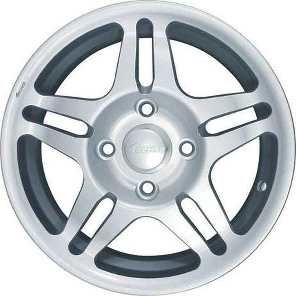 Всмпо Фантазия 5.5x14 4x100 ET 35 Dia 72.6 серебро